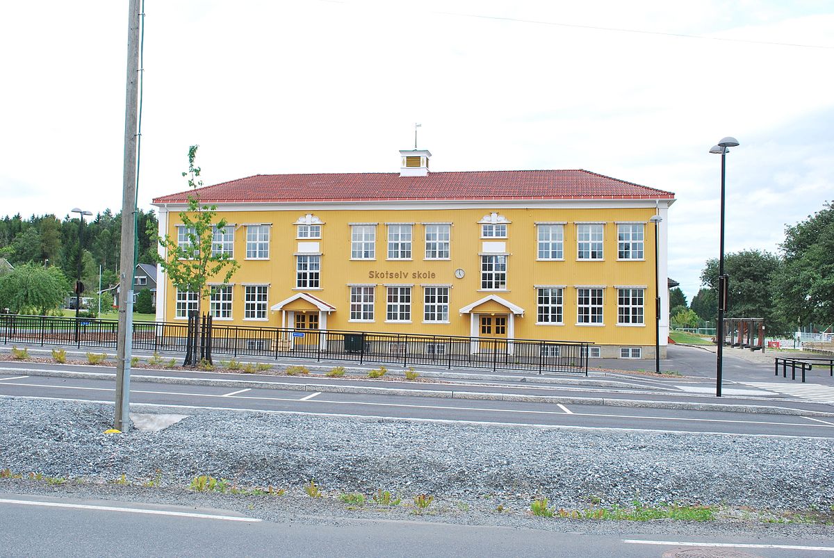 Skotselv_skole (Helge Høifødt)
